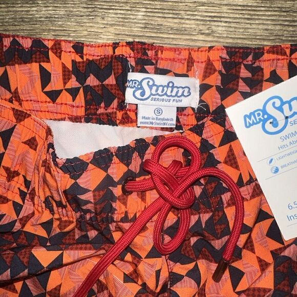 Mr.Swim Quilted Swim Short Men's. Size Small Quilted Red In Color. NWT. 5 - Picture 4 of 9